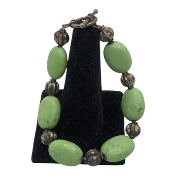 Handmade Light Green Speckled Oval And Small Silver Beaded Hook Closure Bracelet - Picture 7 of 9